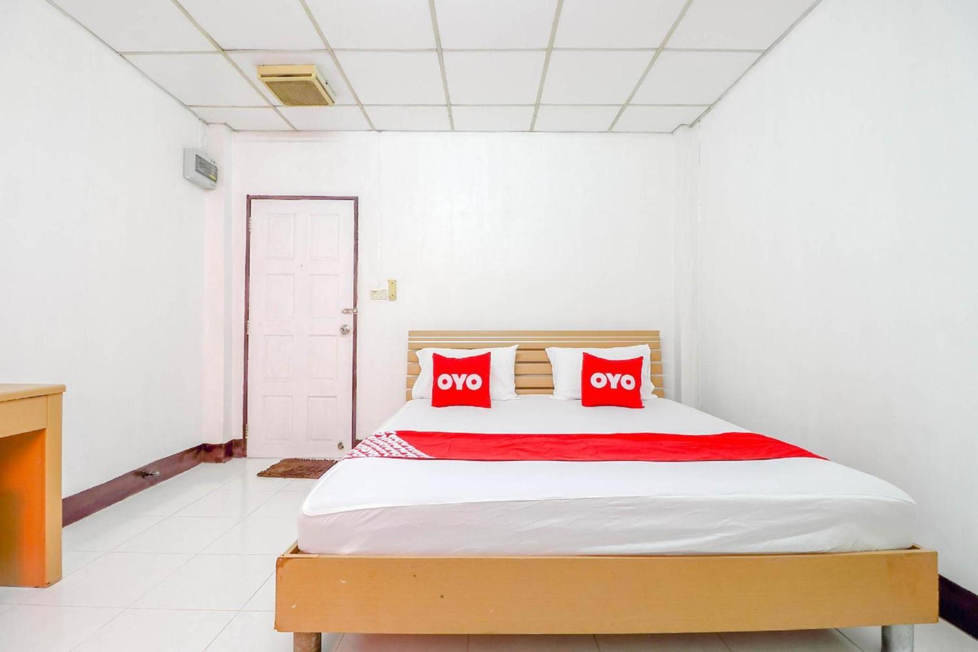 Oyo 525 Mrt Phetkasem 48-1 Place Bangkok Exteriör bild